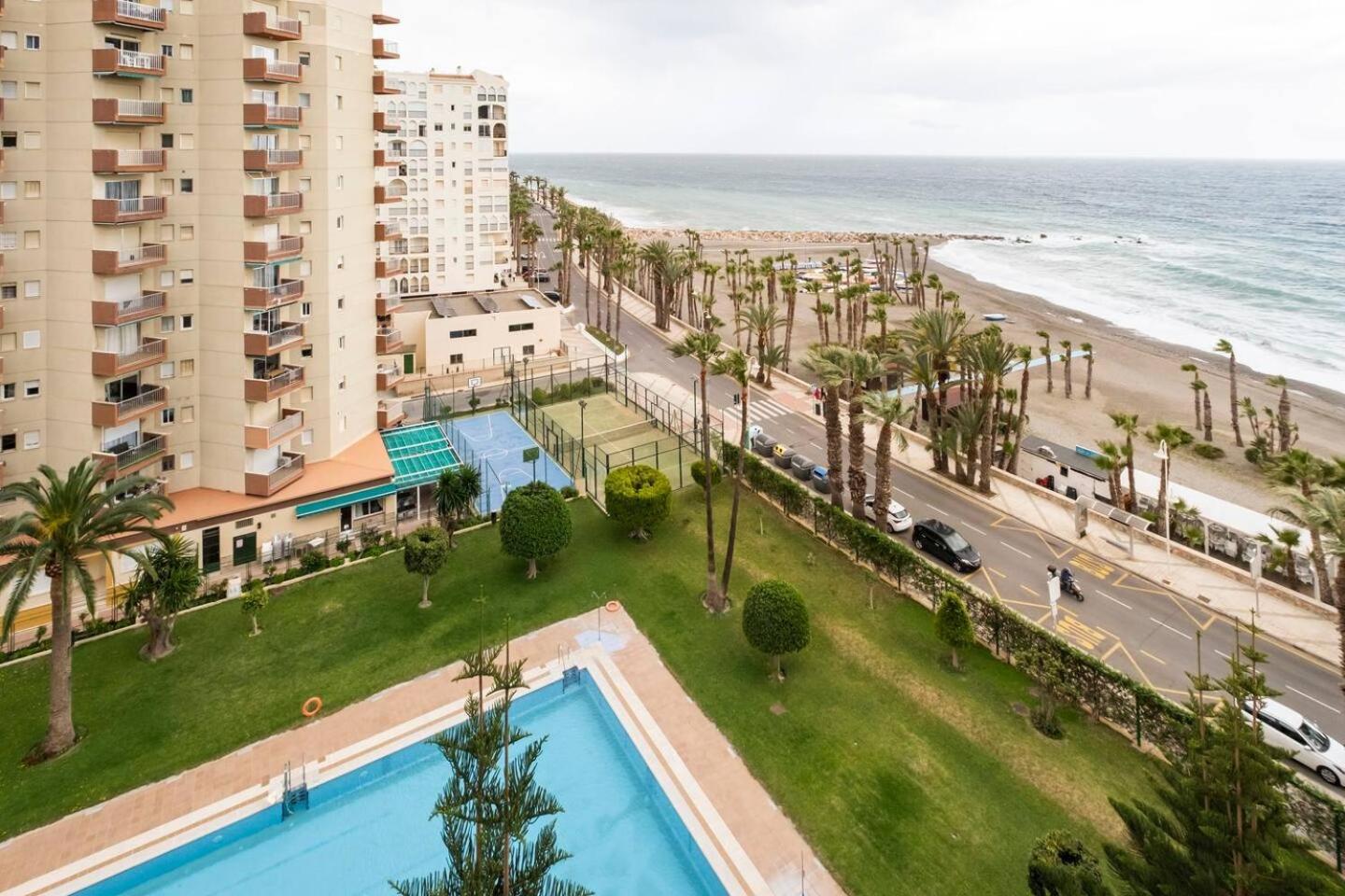Gondolas 1ª Linea Playa
